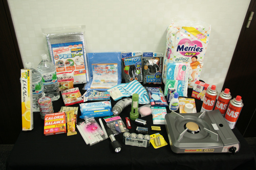 Artigos e reservas de emergência (Kit de emergência)